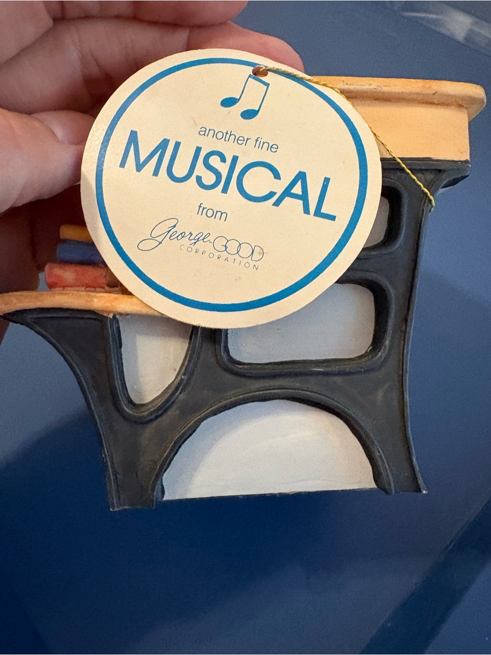 Vintage 1988 George Good Corp "School Days" Musical Desk Music Box with Tag EUC - Picture 8 of 14